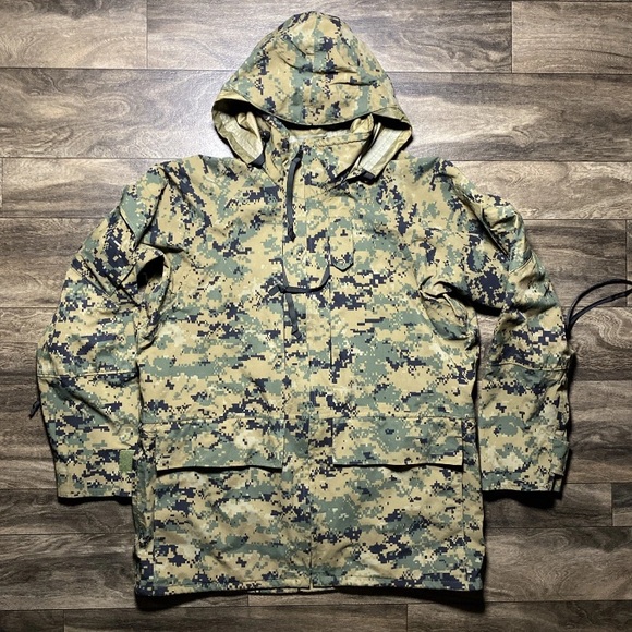USMC Issue APECS Gore-Tex MARPAT Parka Hooded Jacket All Purpose MEDIUM REGULAR